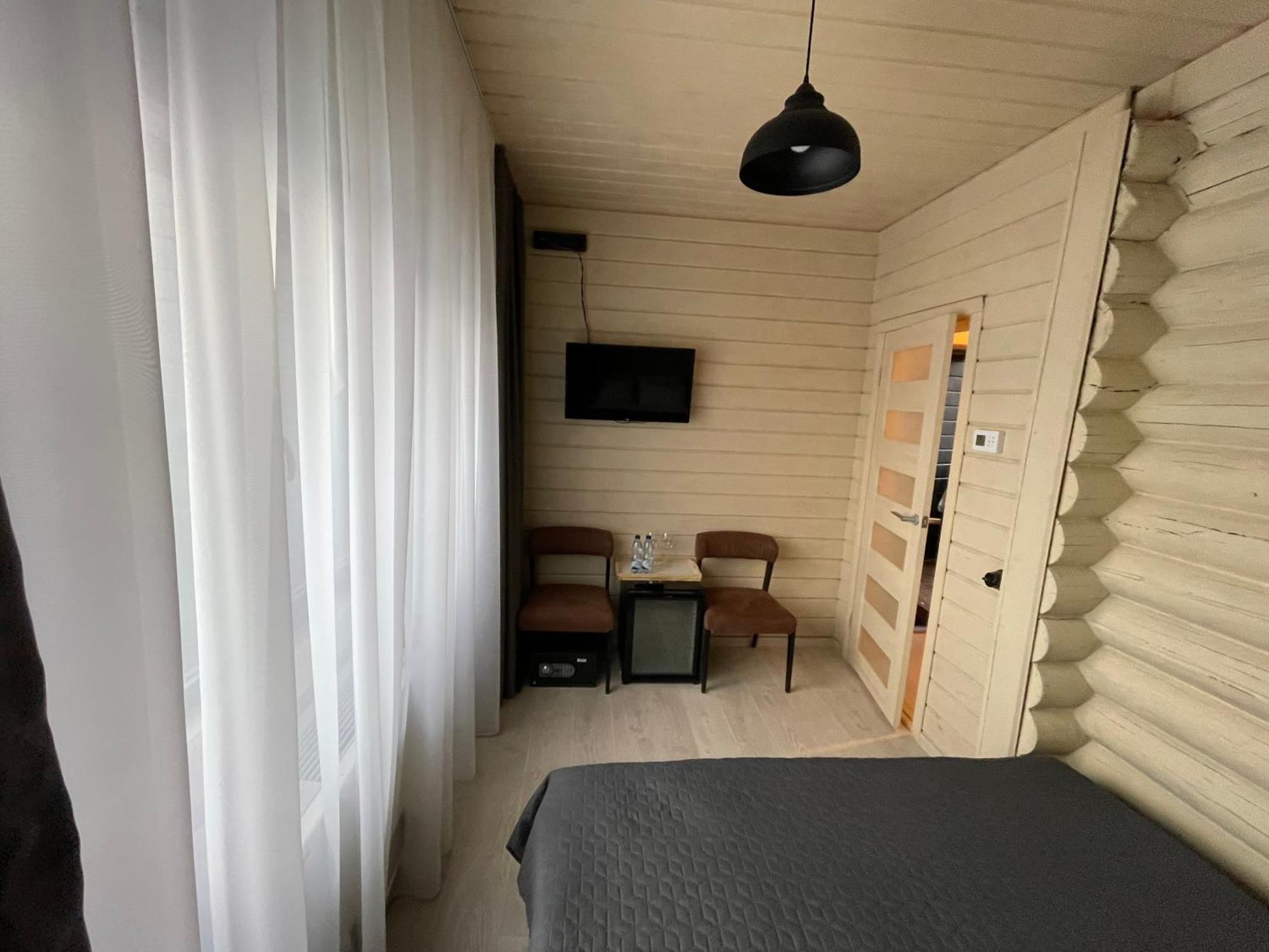 Hotel Fregat Kiev Bagian luar foto