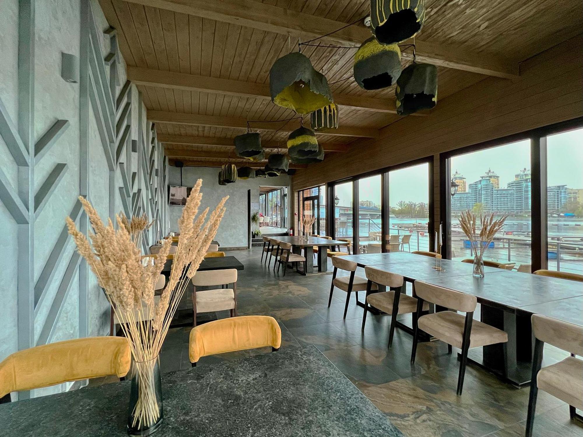 Hotel Fregat Kiev Bagian luar foto