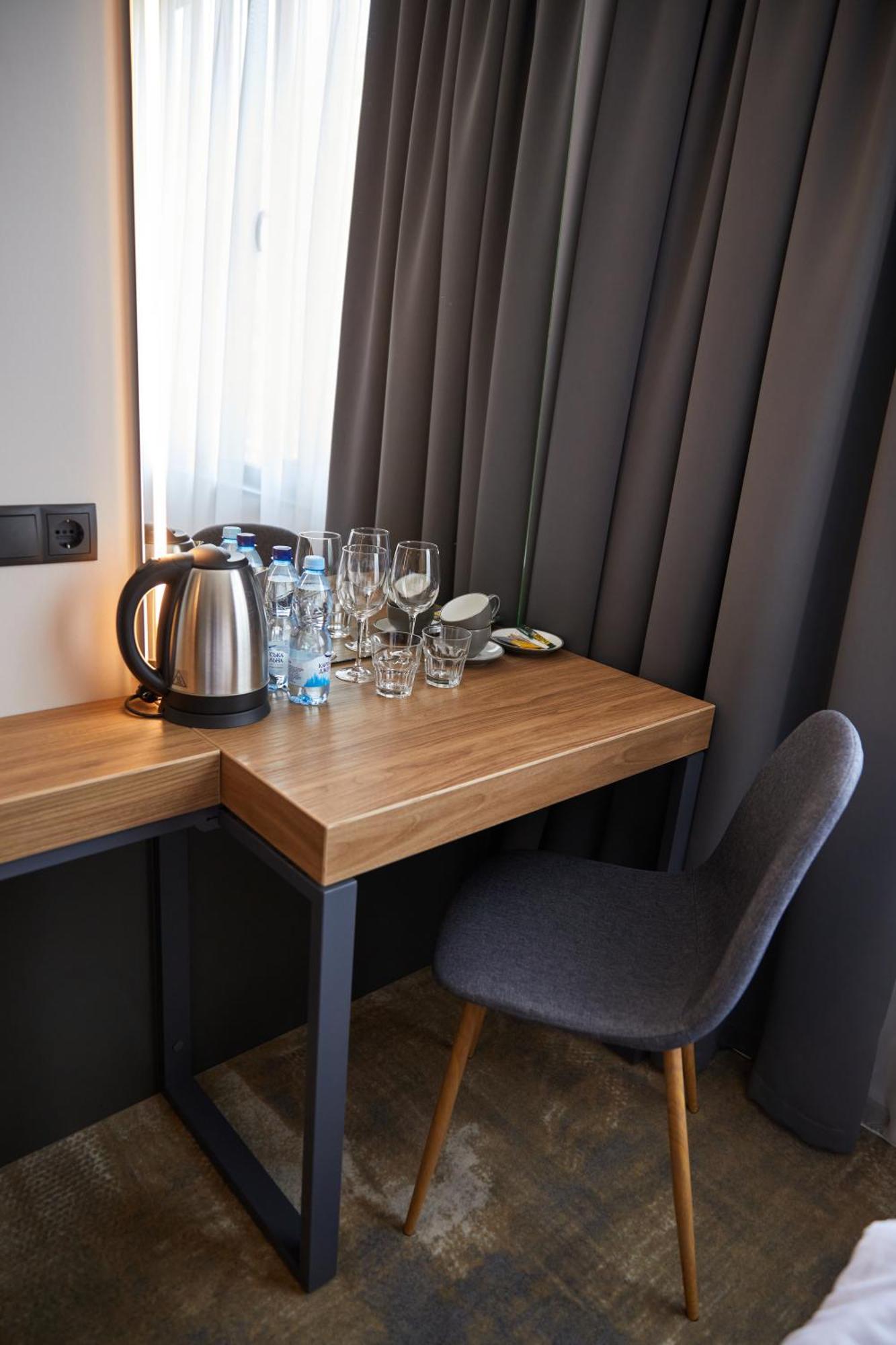 Hotel Fregat Kiev Bagian luar foto