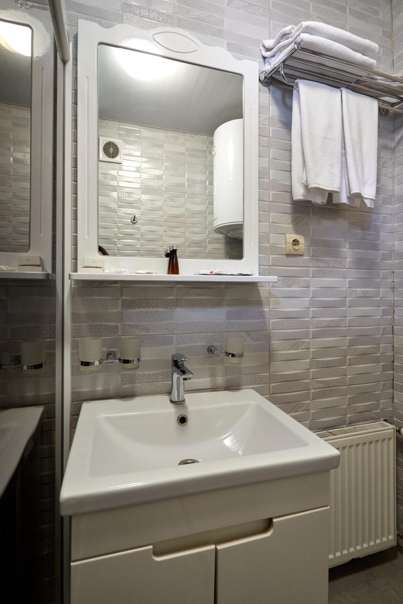 Hotel Fregat Kiev Bagian luar foto