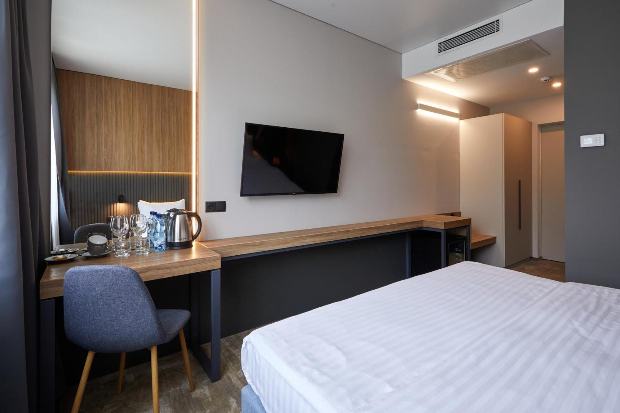 Hotel Fregat Kiev Bagian luar foto