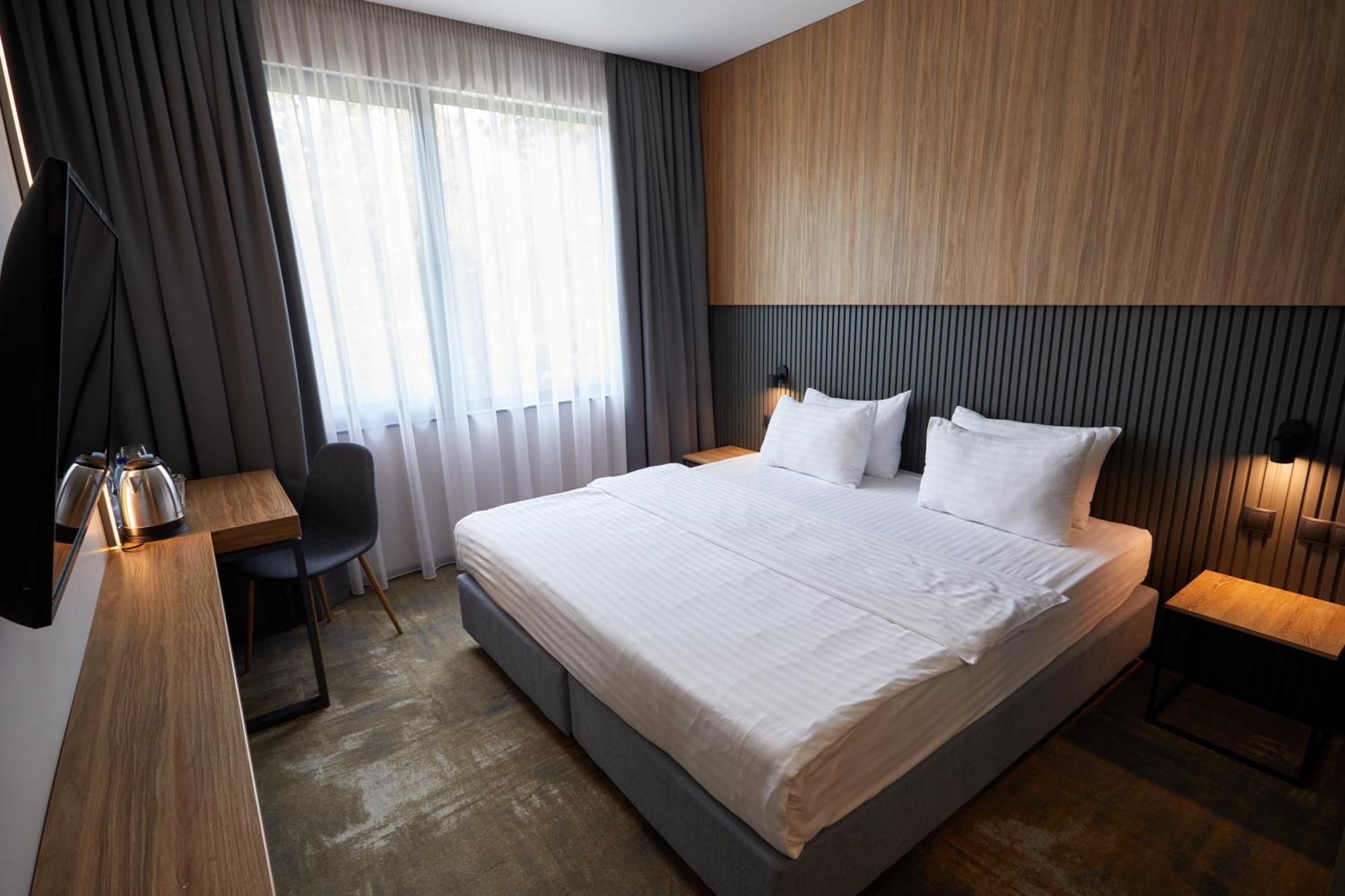 Hotel Fregat Kiev Bagian luar foto