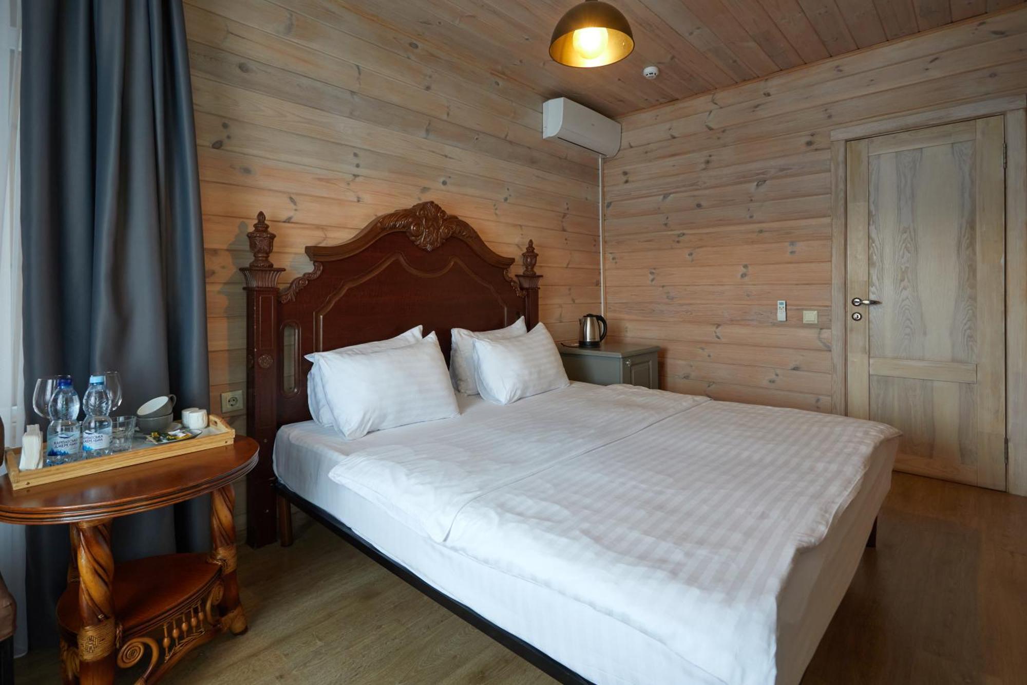 Hotel Fregat Kiev Bagian luar foto