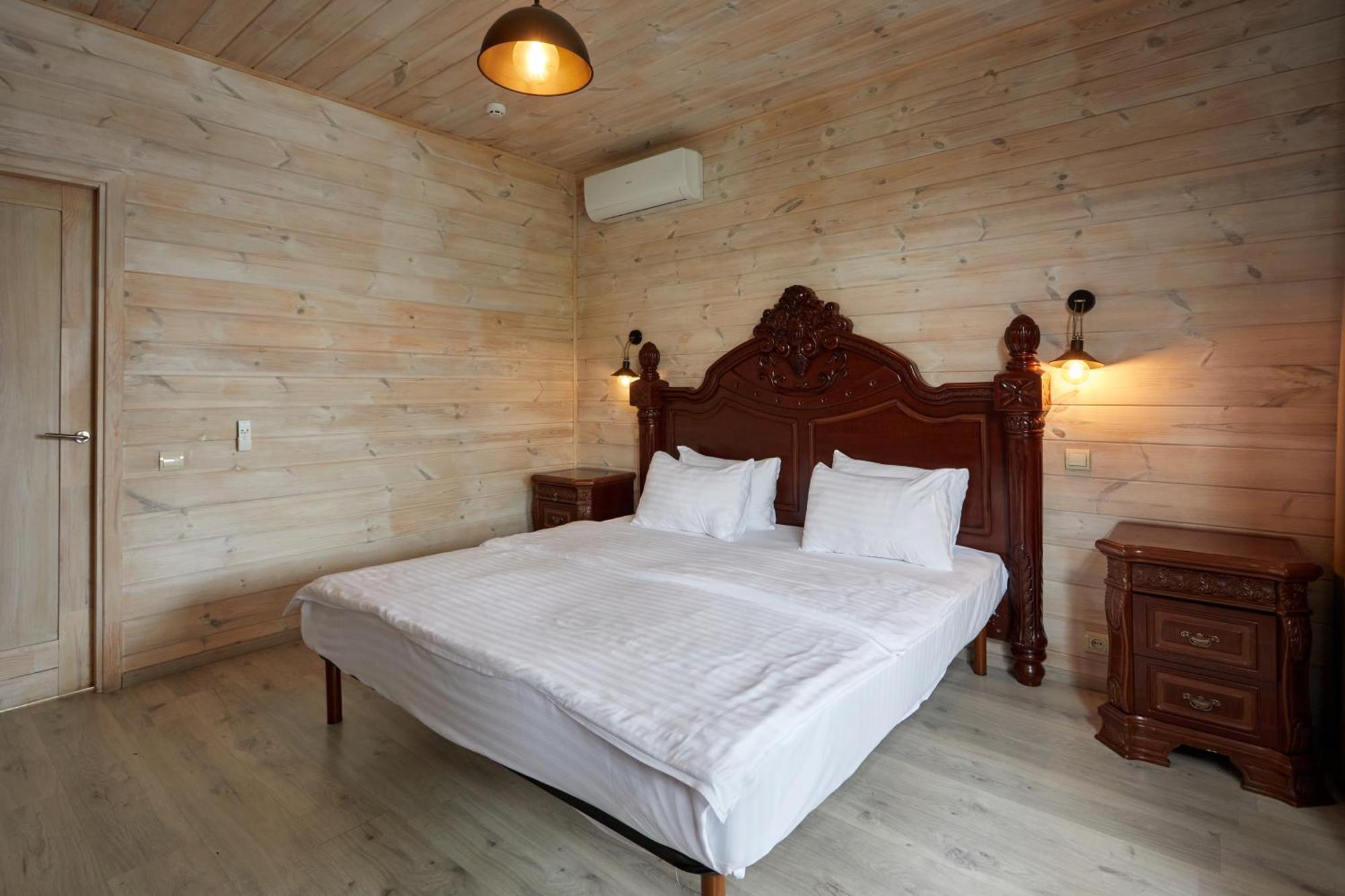 Hotel Fregat Kiev Bagian luar foto