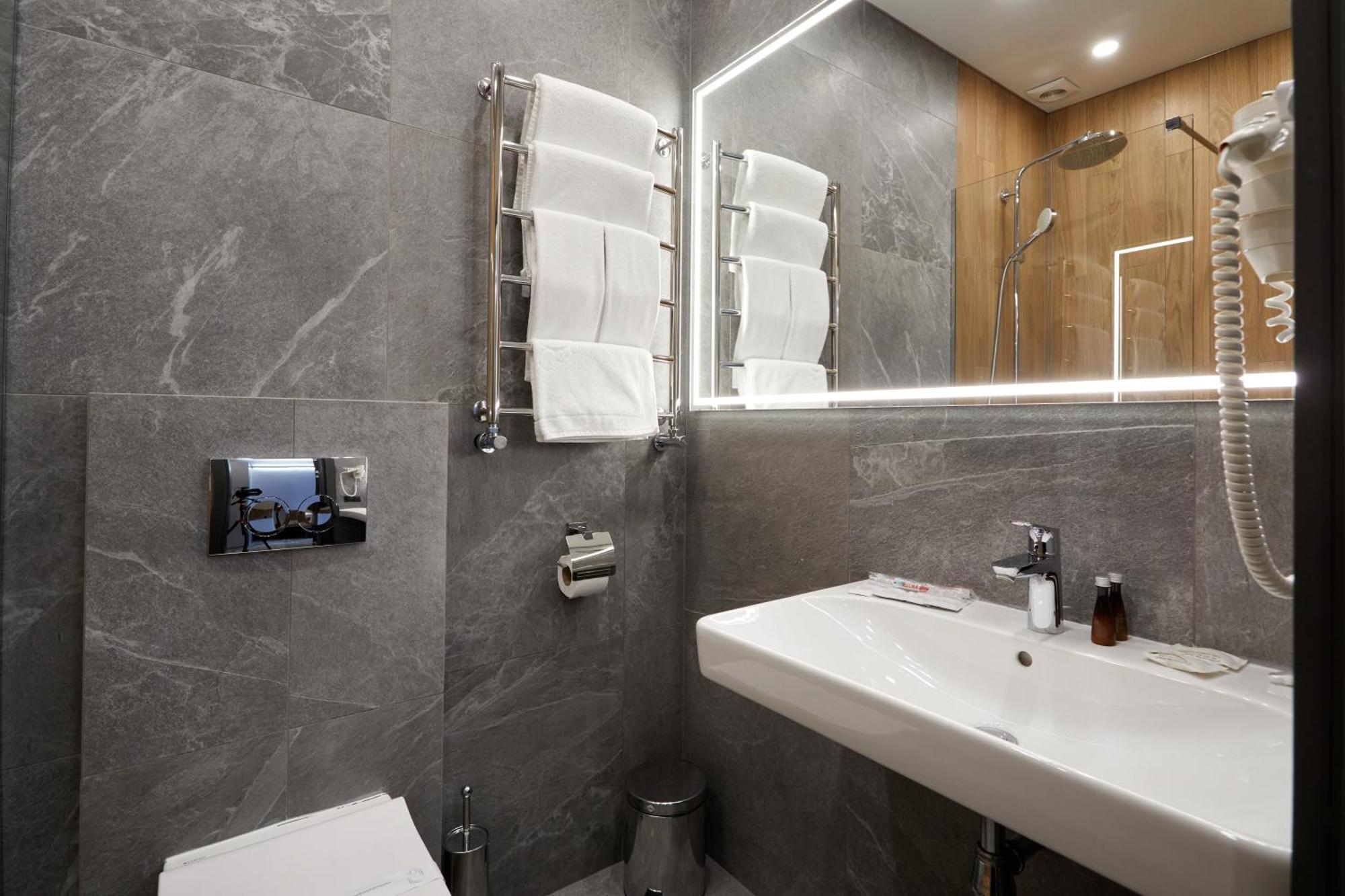 Hotel Fregat Kiev Bagian luar foto